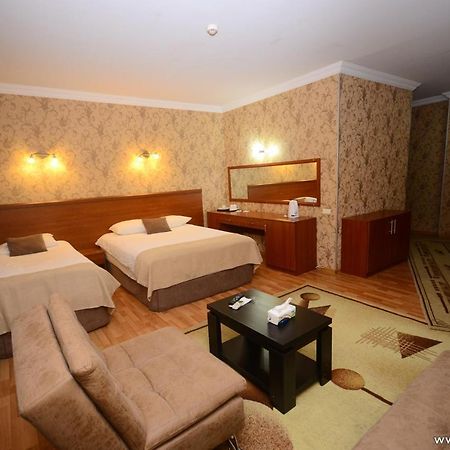 Hotel Istanbul 바투미 외부 사진