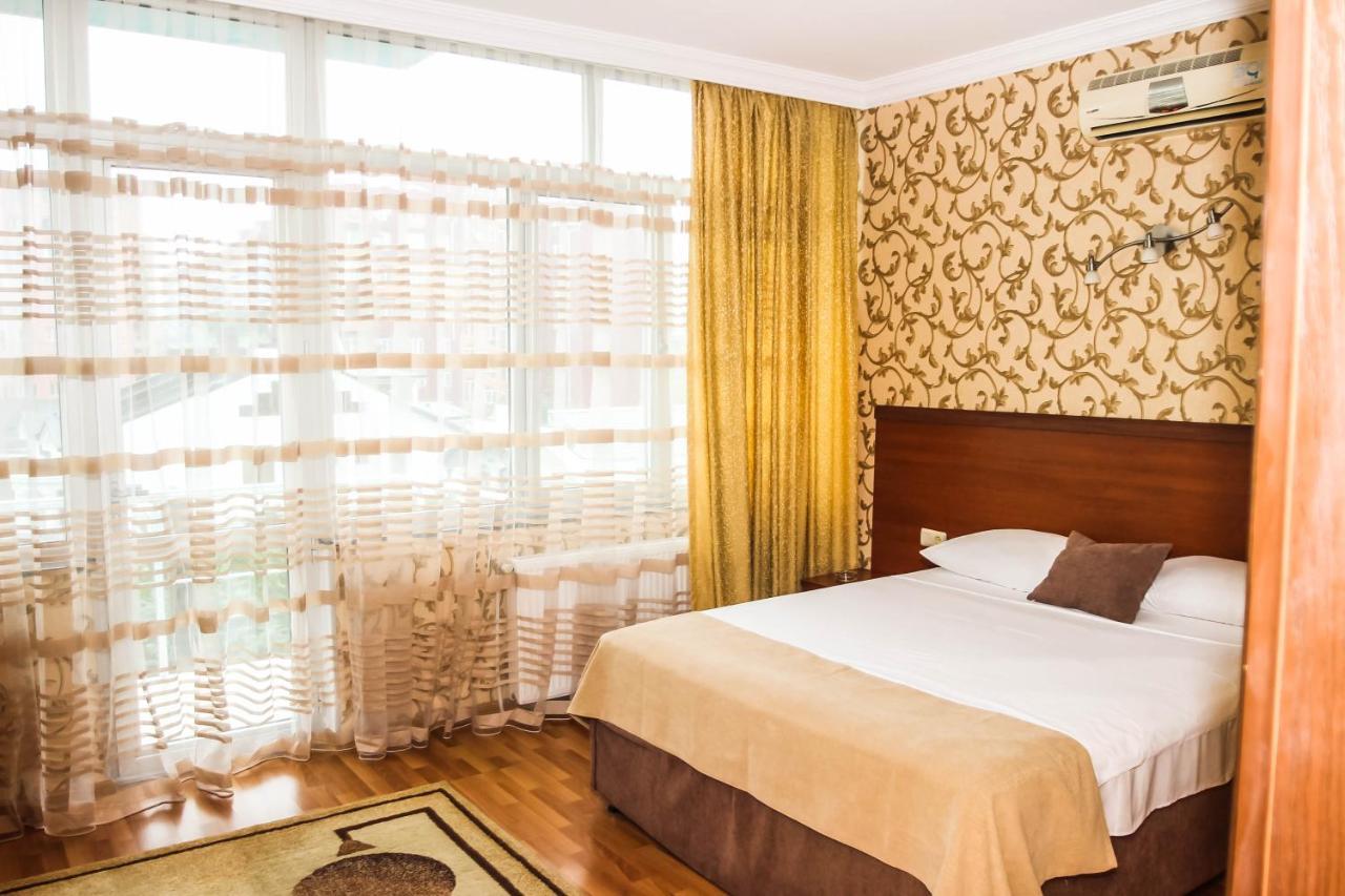 Hotel Istanbul 바투미 외부 사진