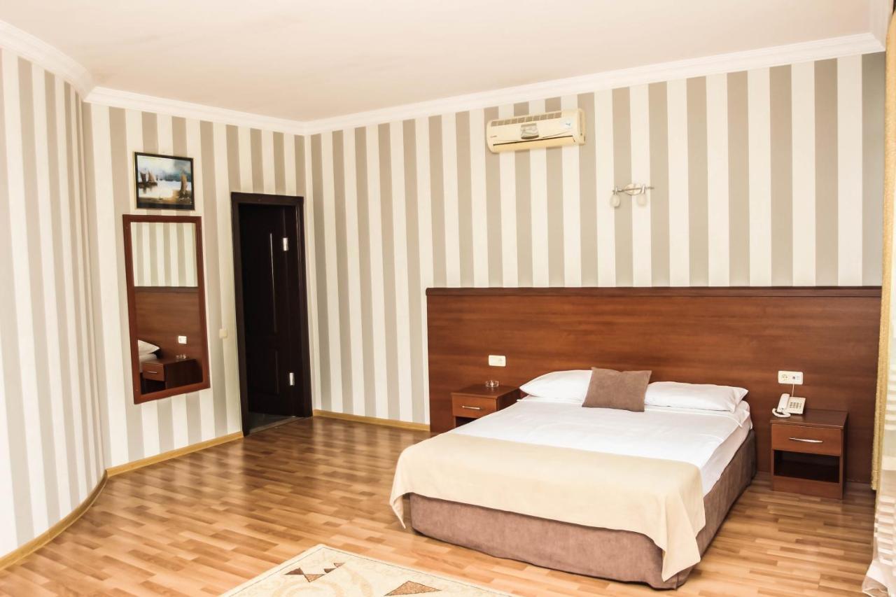 Hotel Istanbul 바투미 외부 사진