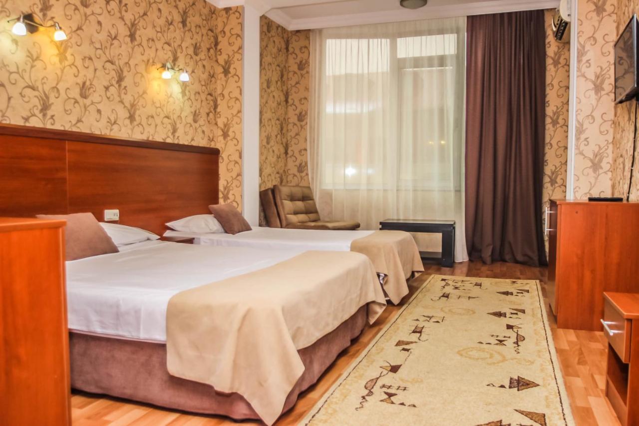 Hotel Istanbul 바투미 외부 사진
